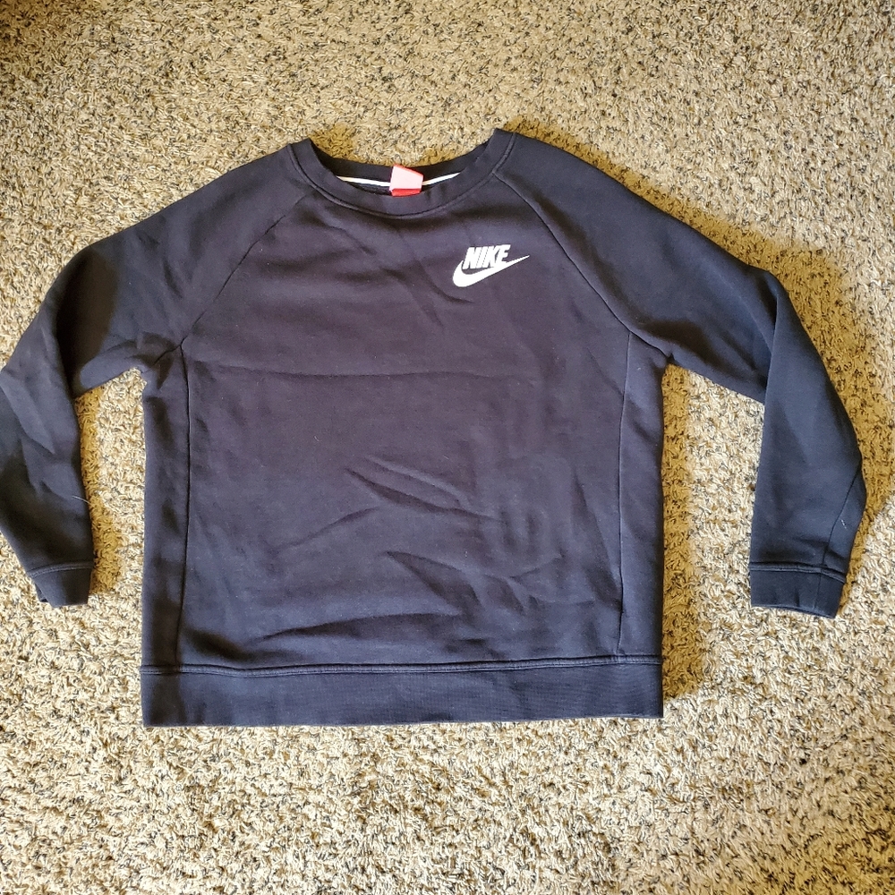 Nike crewneck sweatshirt